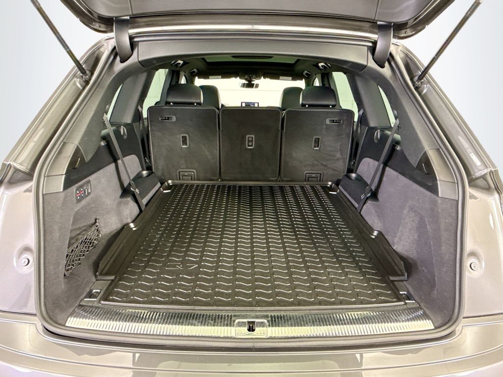 Thumbnail: 2019 Audi Q7 - 27