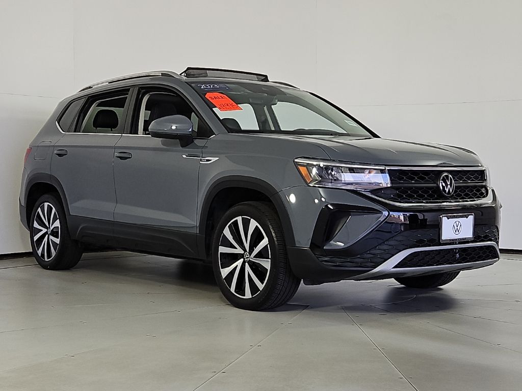 Thumbnail: 2023 Volkswagen Taos - 4