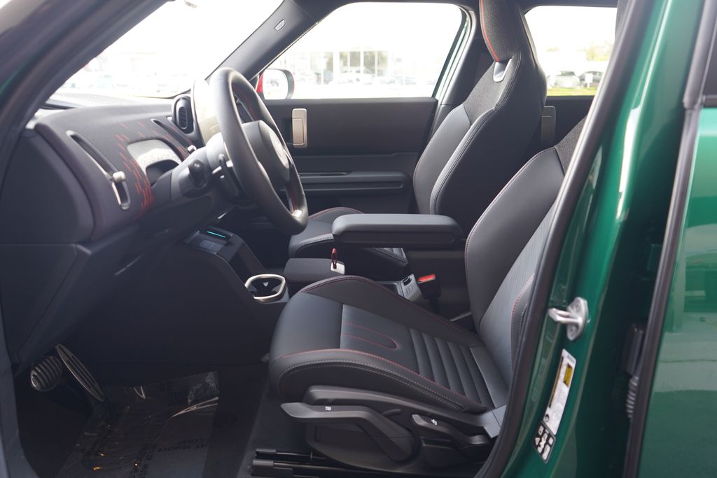 Thumbnail: 2026 MINI Cooper Countryman - 6