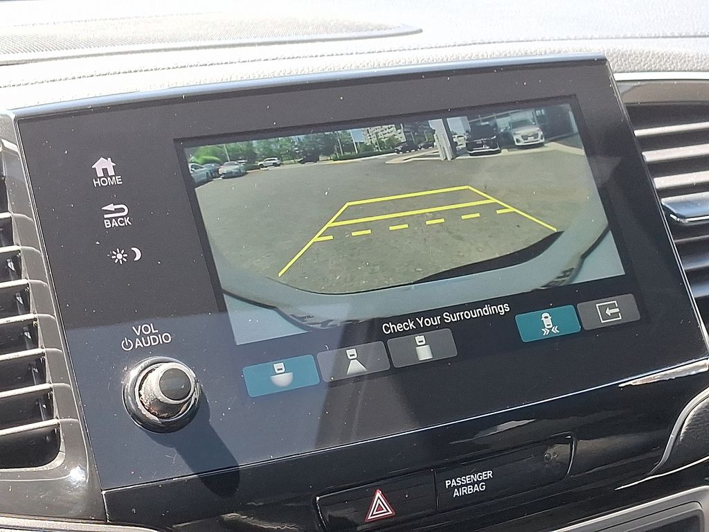 Thumbnail: 2019 Honda Passport - 18