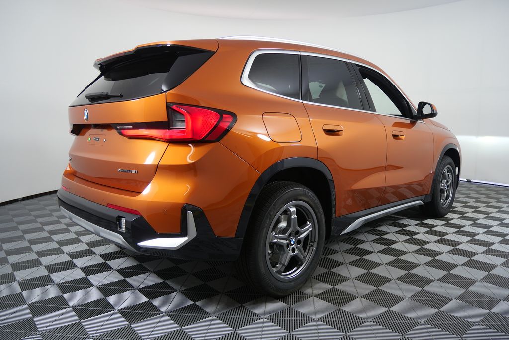 Thumbnail: 2025 BMW X1 - 3
