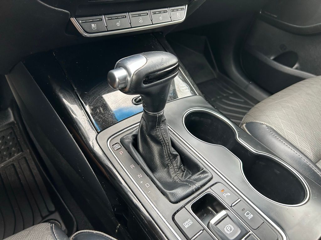 Thumbnail: 2019 Kia Sorento - 29