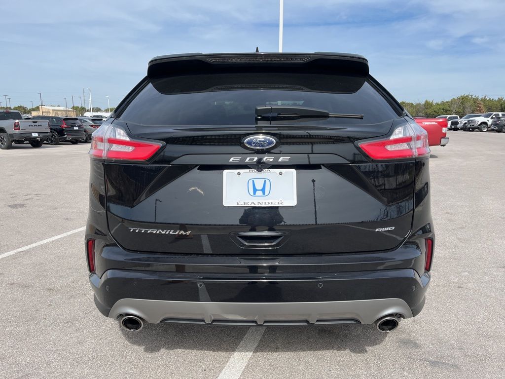 Thumbnail: 2022 Ford Edge - 5