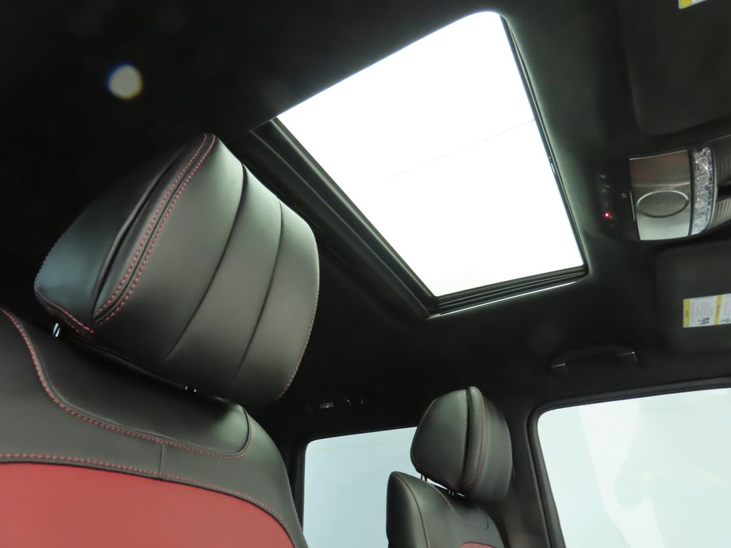 Thumbnail: 2023 Mercedes-Benz G-Class - 16