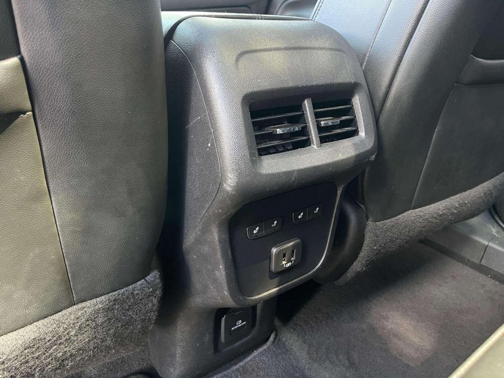 Used 2019 Mosaic Black Metallic Chevrolet Premier image 27