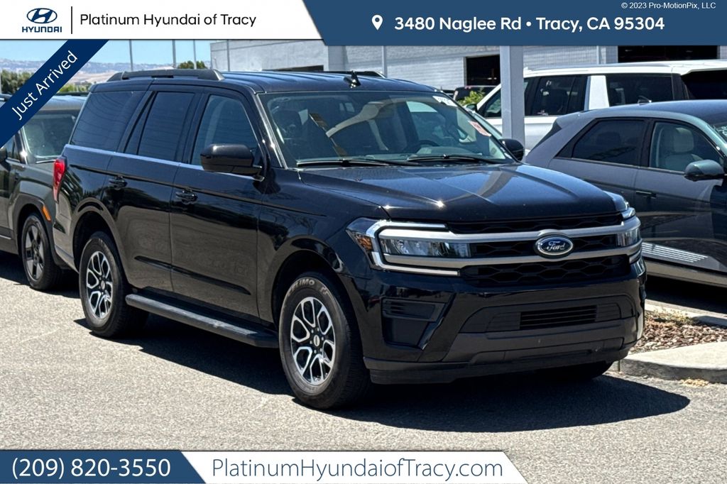 Agate Black Metallic 2024 Ford Expedition XLT 4WD SUV / Crossover Four-Wheel Drive Automatic