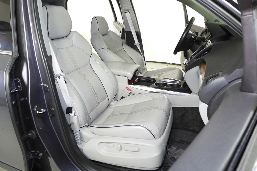 Thumbnail: 2017 Acura MDX - 19