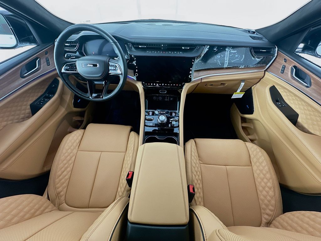 JeepGrand Cherokee9