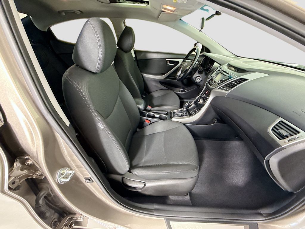 Thumbnail: 2015 Hyundai Elantra - 20