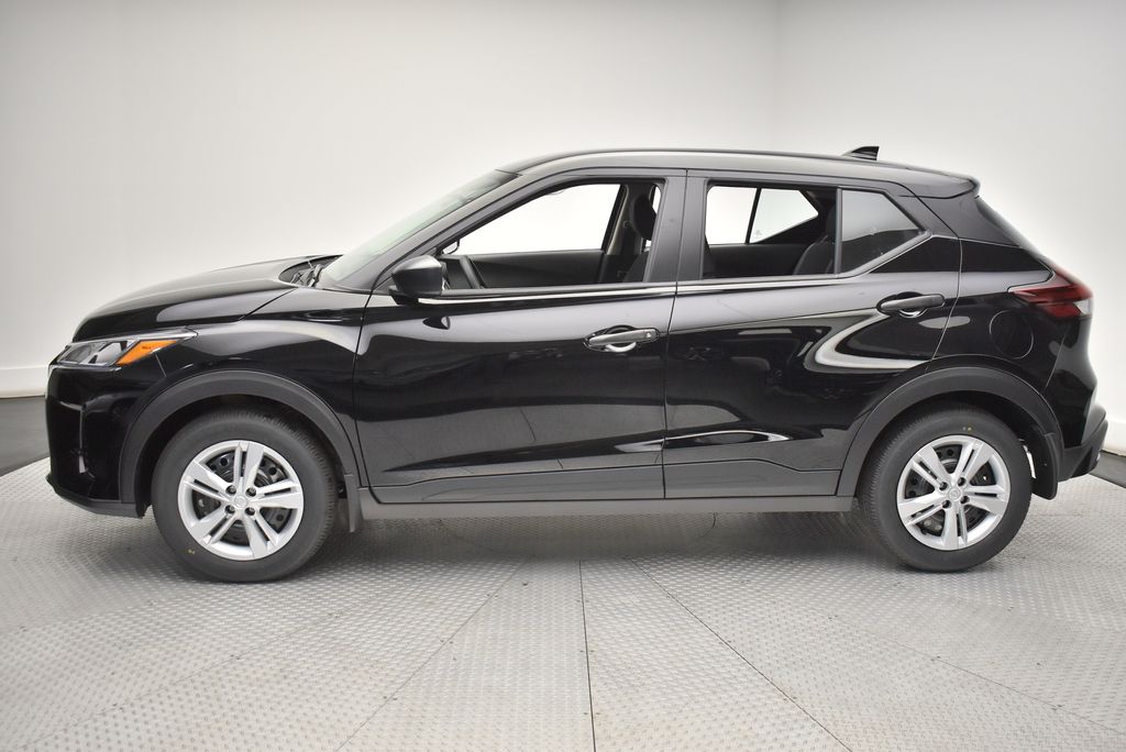 Thumbnail: 2025 Nissan Kicks - 8