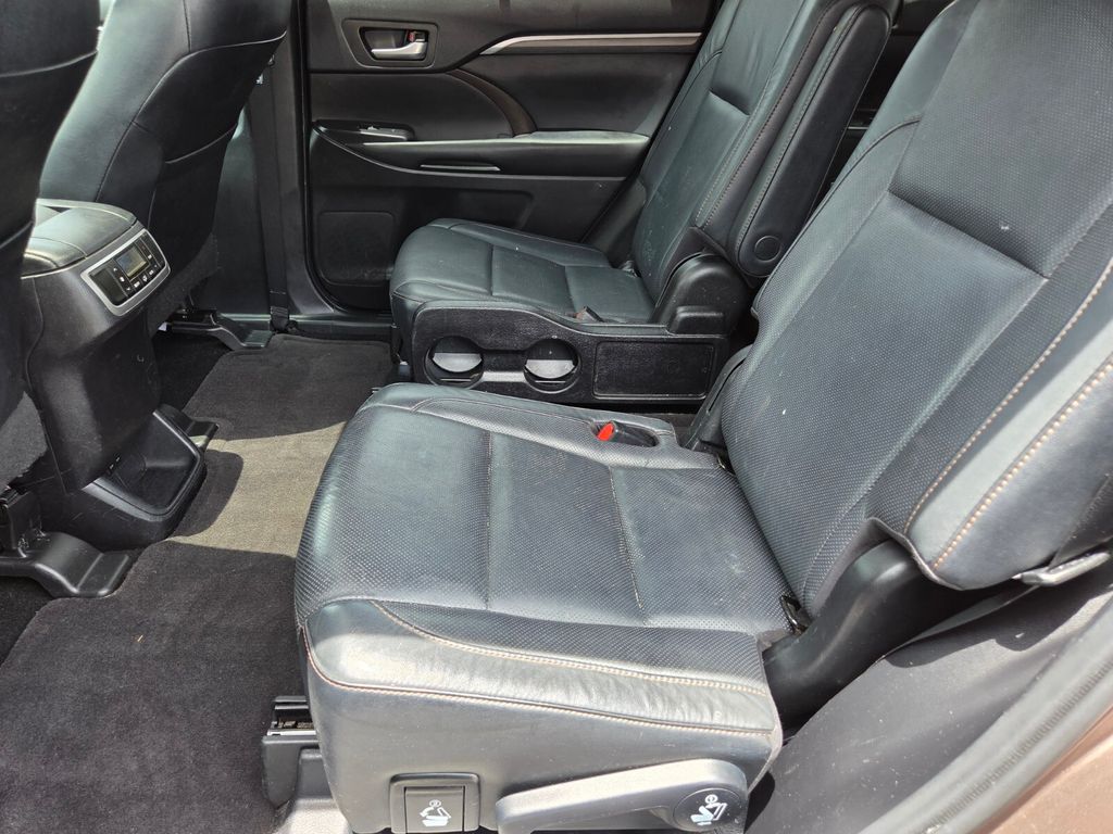 Used 2019 Toyota Highlander SUV