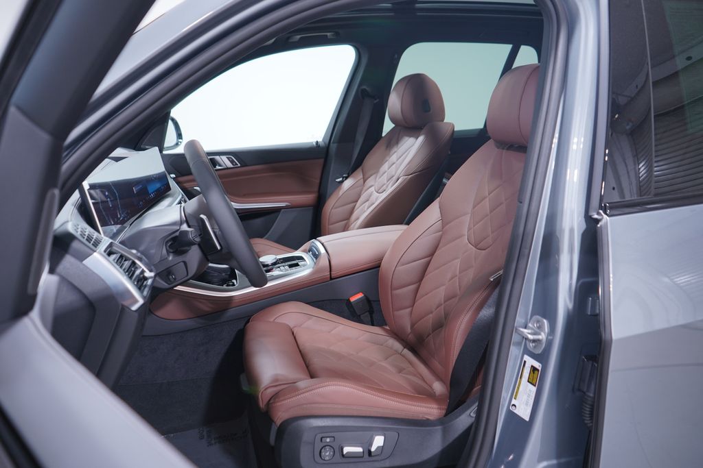 Thumbnail: 2026 BMW X5 - 7