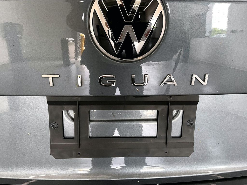 2024 Volkswagen Tiguan — photo 27
