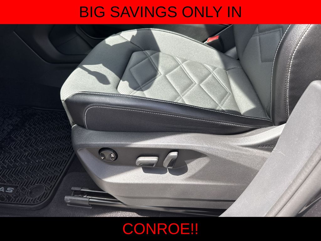 2024 Volkswagen Atlas 2.0T SE Black at DeMontrond Mazda