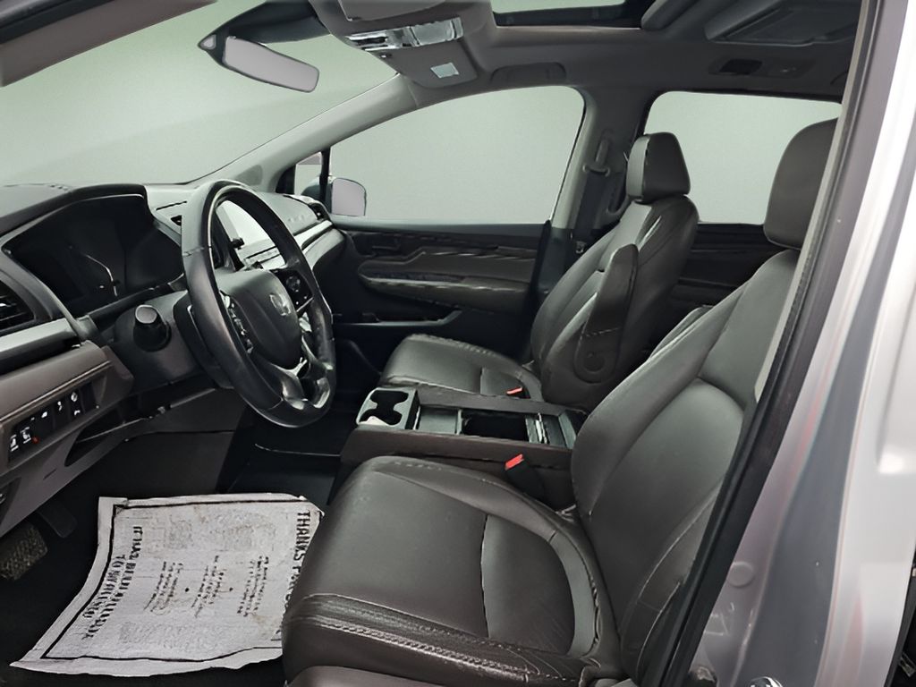 Used 2023 Honda Odyssey Van