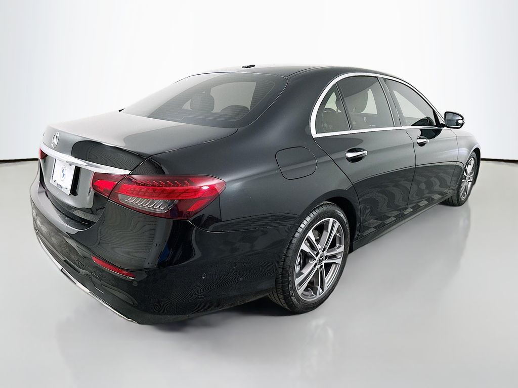Thumbnail: 2021 Mercedes-Benz E-Class - 5