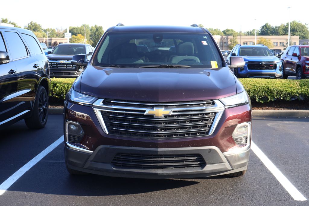 Thumbnail: 2023 Chevrolet Traverse - 2