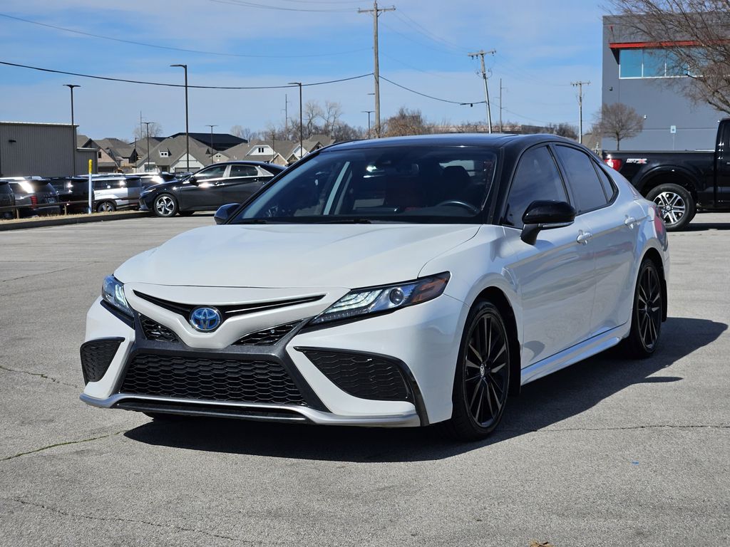 2023 Toyota Camry Hybrid