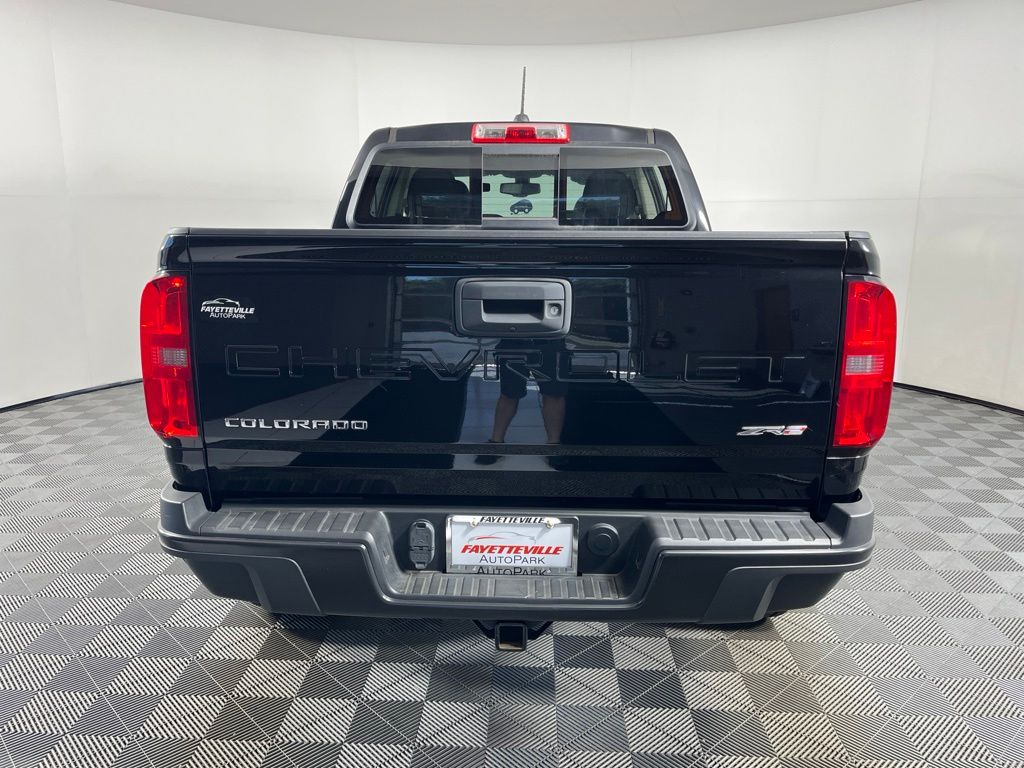 Thumbnail: 2021 Chevrolet Colorado - 4