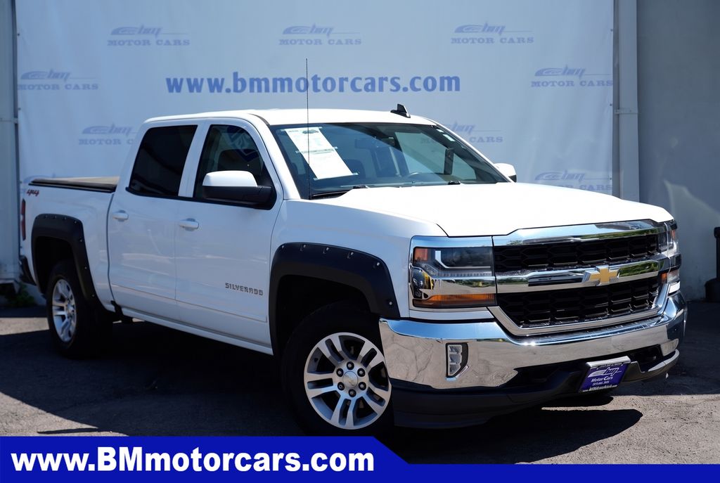 Summit White 2016 Chevrolet Silverado 1500 Pickup Truck Four-Wheel Drive 6-Speed Automatic Overdrive