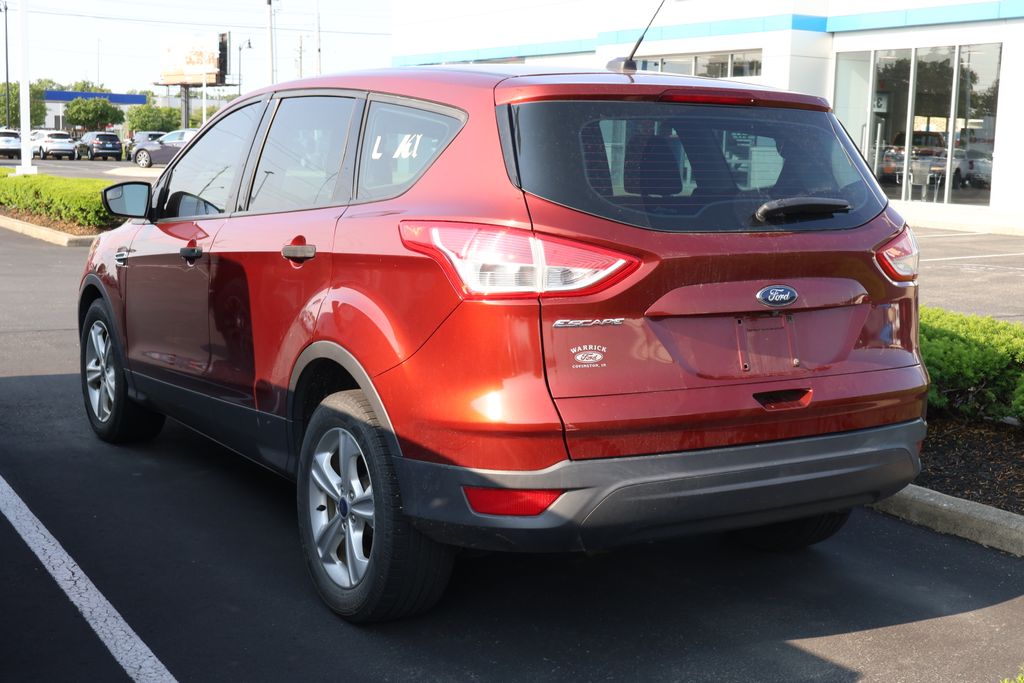 2014 Ford Escape S 11