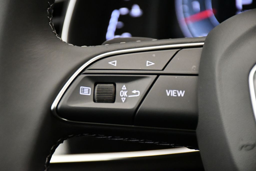 Thumbnail: 2026 Audi Q8 - 24