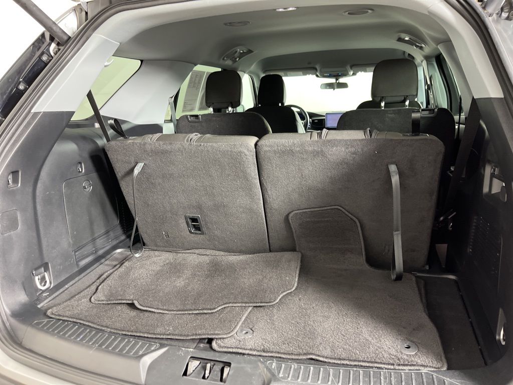 Thumbnail: 2023 Ford Explorer - 11