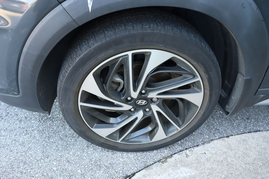 Thumbnail: 2021 Hyundai Tucson - 4