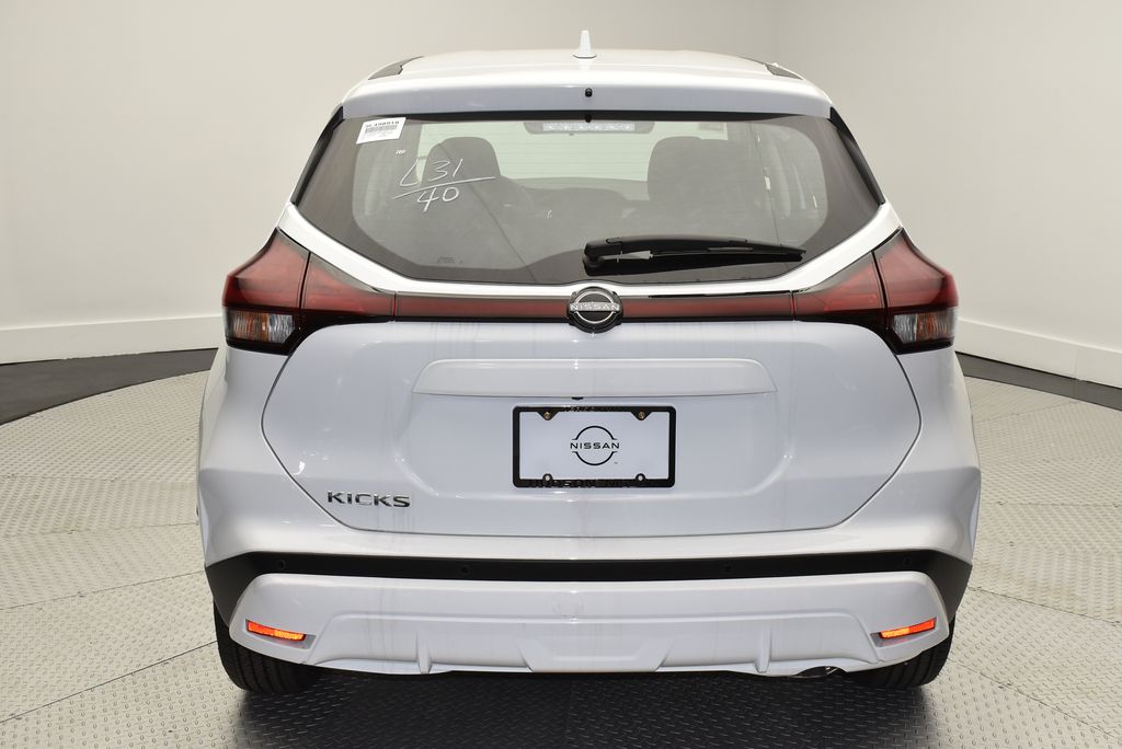 Thumbnail: 2025 Nissan Kicks - 6