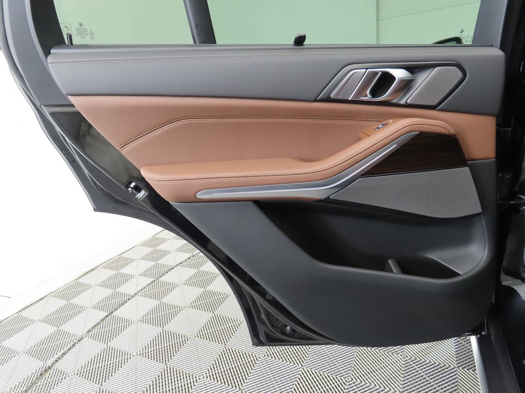 Thumbnail: 2026 BMW X5 - 27