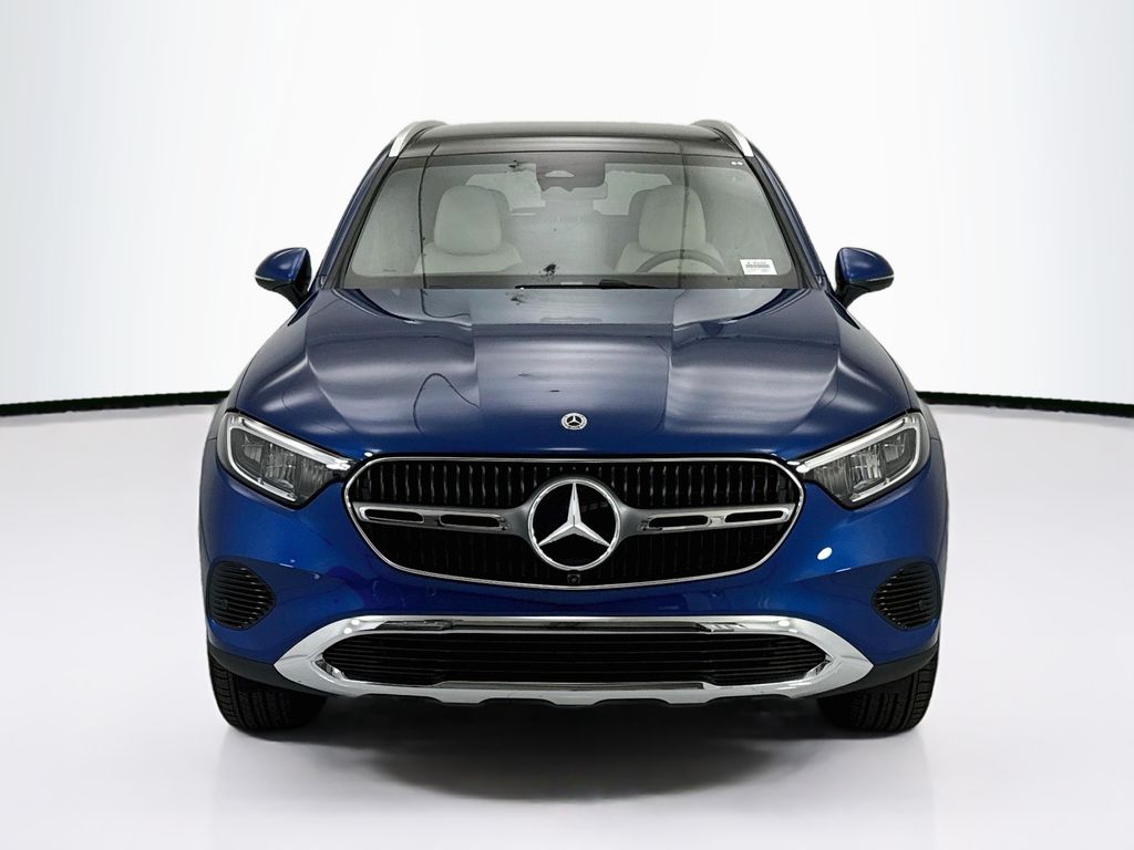 Thumbnail: 2027 Mercedes-Benz GLC - 2