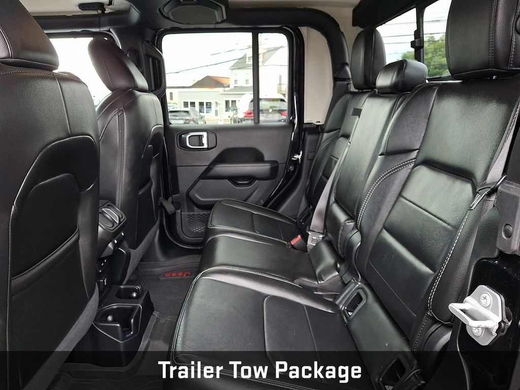 2020 Jeep Gladiator Overland Black at Klick Lewis Buick Chevrolet