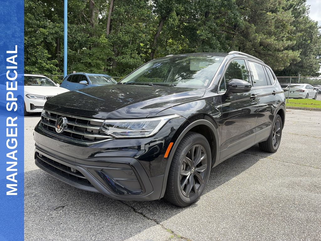 Deep Black Pearl 2024 Volkswagen Tiguan SUV / Crossover Front-Wheel Drive 8-Speed Automatic