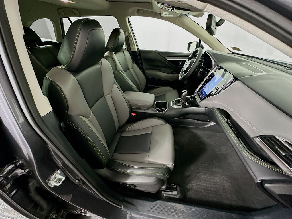 2022 Subaru Outback Onyx Edition 28