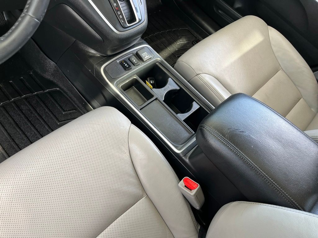 Thumbnail: 2016 Honda CR-V - 19