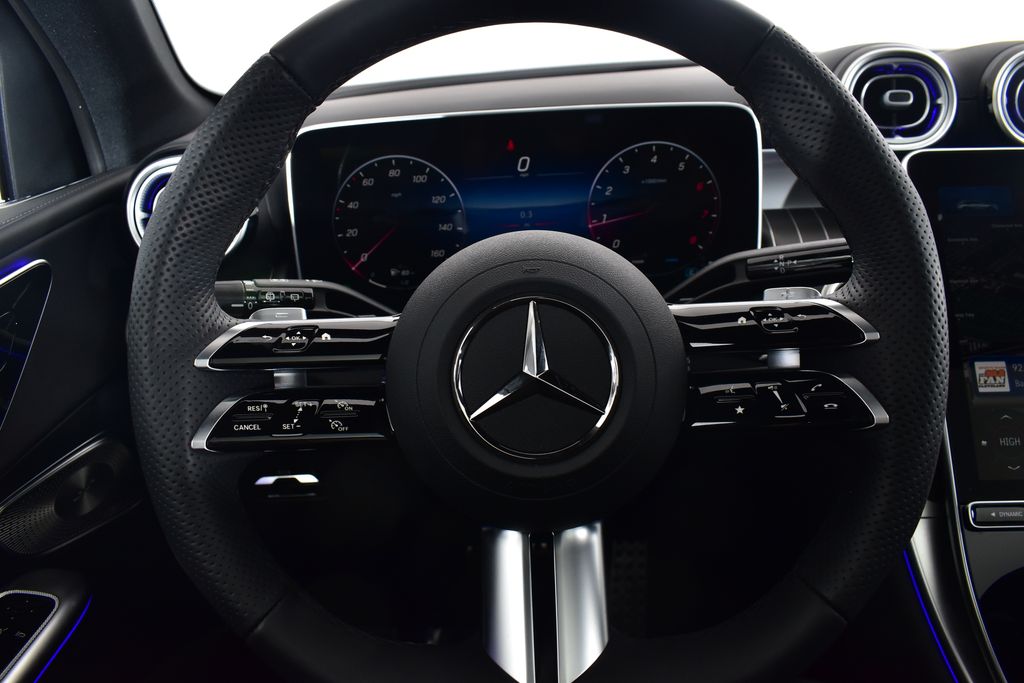 Thumbnail: 2026 Mercedes-Benz GLC - 17