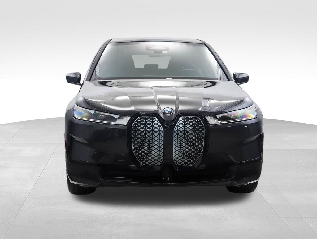 Thumbnail: 2023 BMW iX - 8