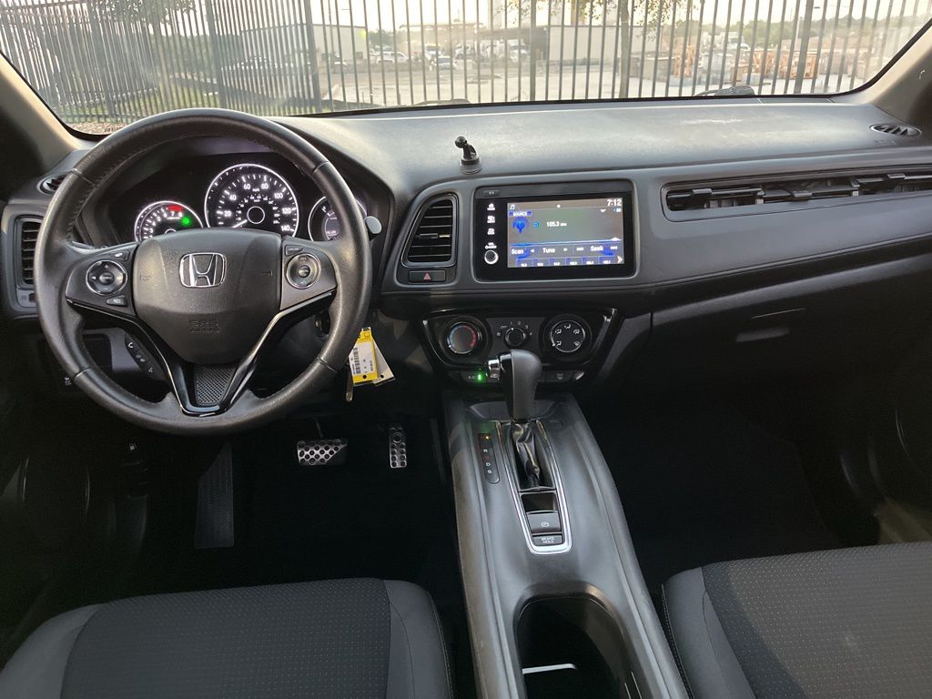 Thumbnail: 2022 Honda HR-V - 16
