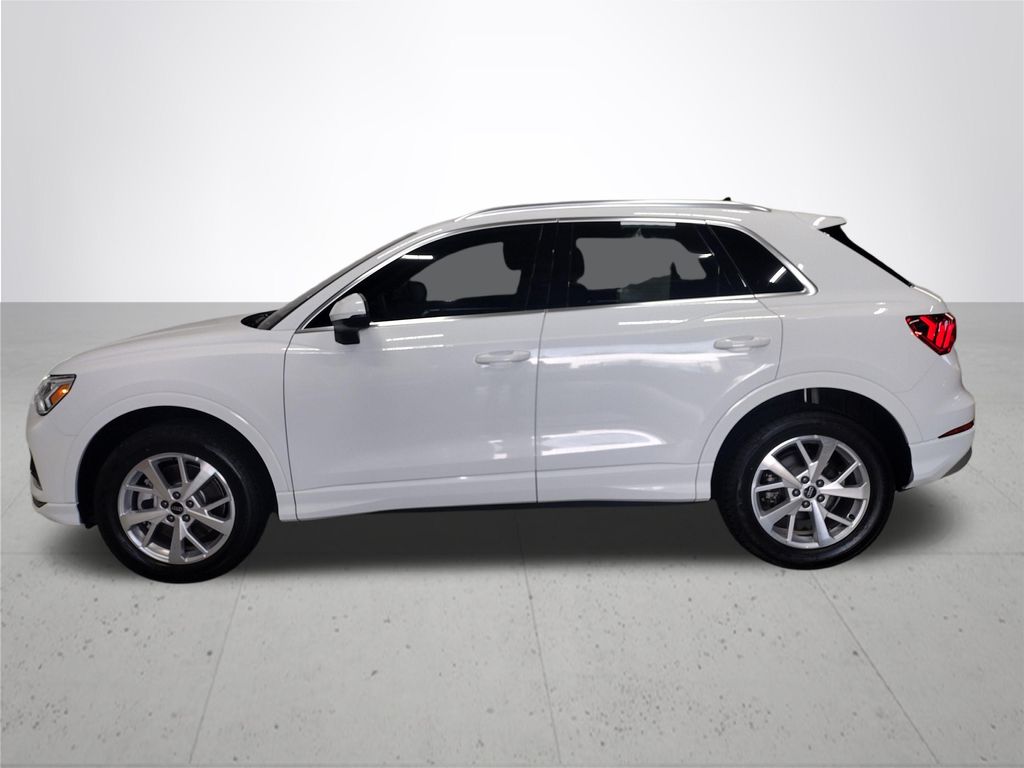 2023 Audi Q3 Premium