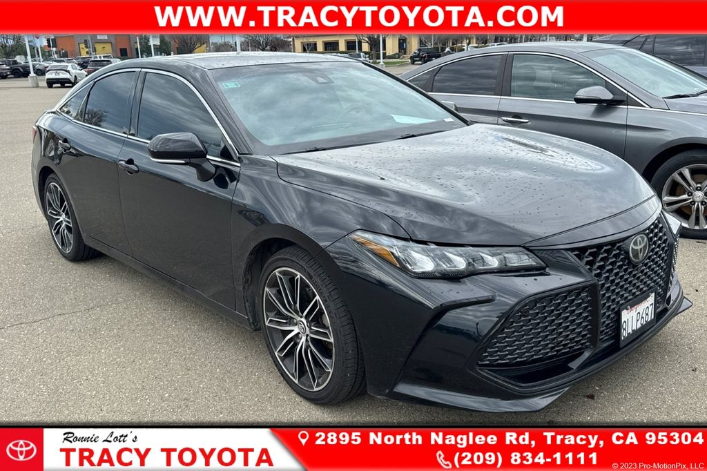 2019 Toyota Avalon XSE FWD