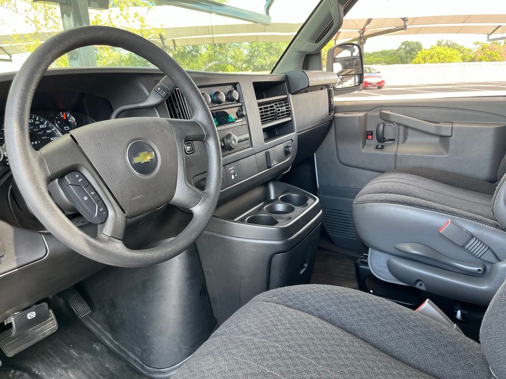 Thumbnail: 2025 Chevrolet Express - 17