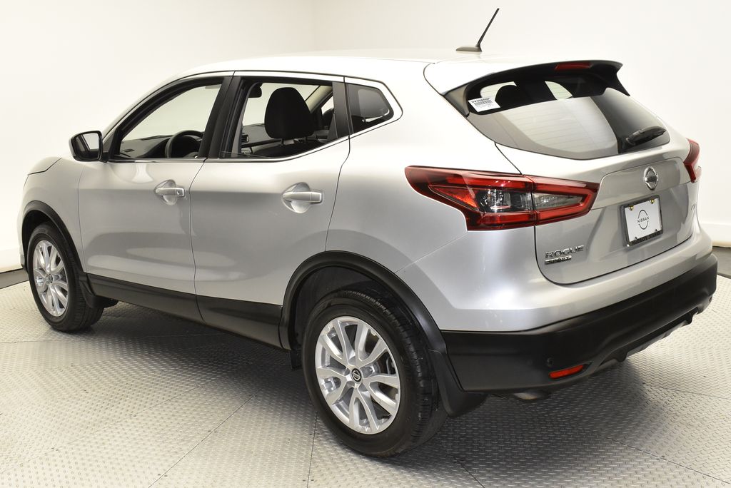 2021 Nissan Rogue Sport S 7