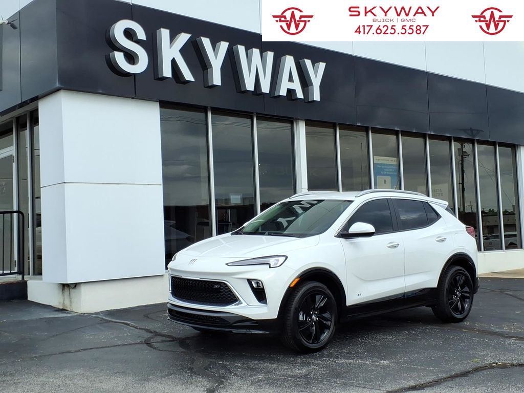 Summit White 2026 Buick Encore GX SUV / Crossover Front-Wheel Drive Continuously Variable Transmission