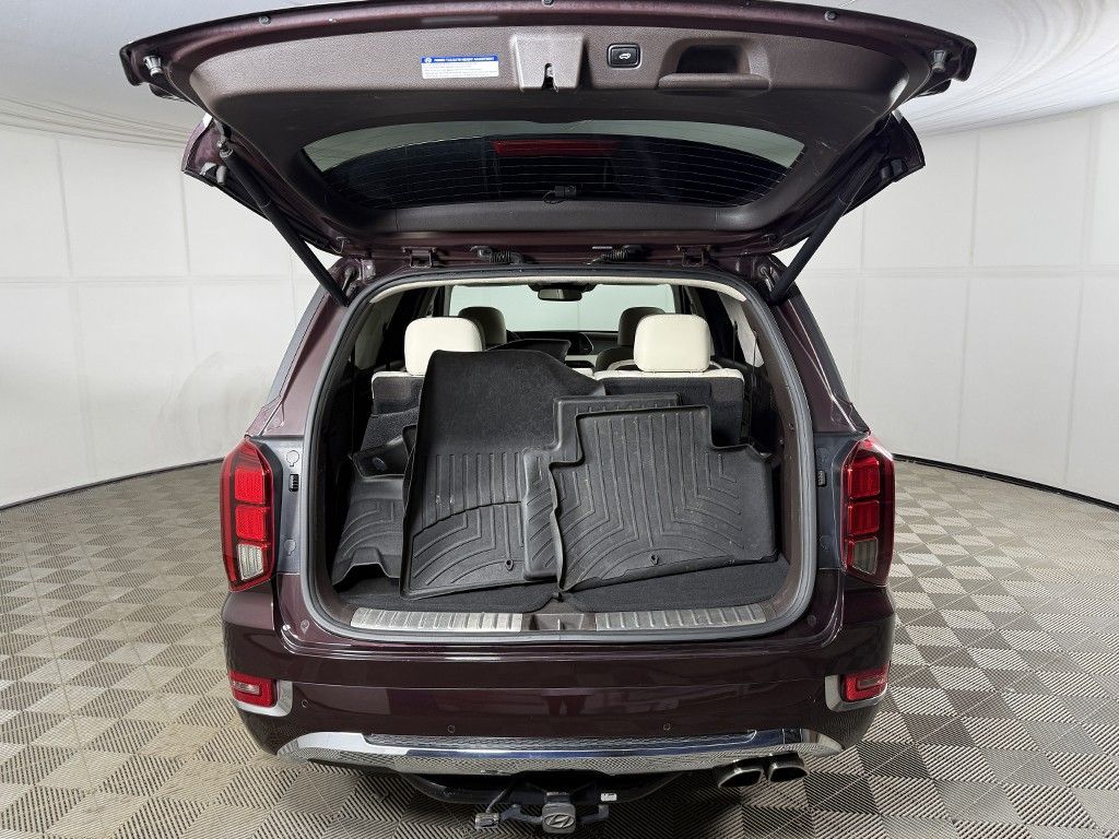 Used 2020 Red Hyundai Limited image 22