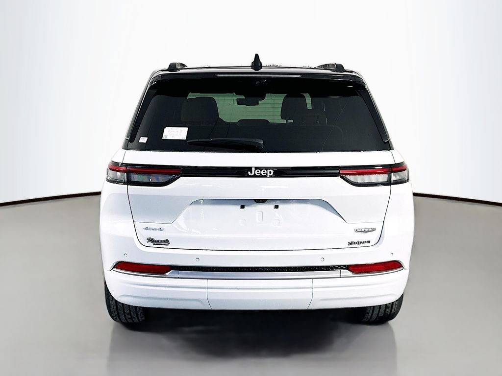 JeepGrand Cherokee6
