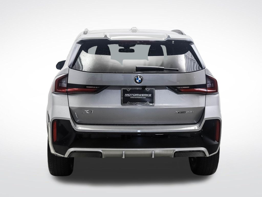 Thumbnail: 2026 BMW X1 - 4
