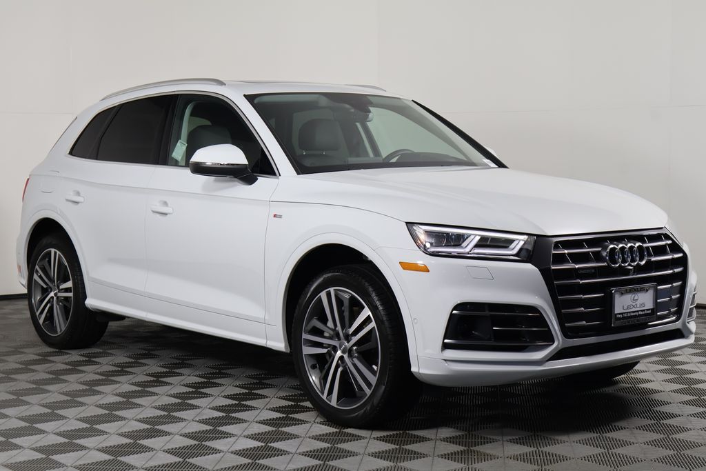 Thumbnail: 2020 Audi Q5 - 3