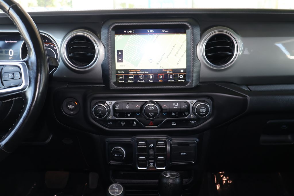 2022 Jeep Gladiator Overland 14
