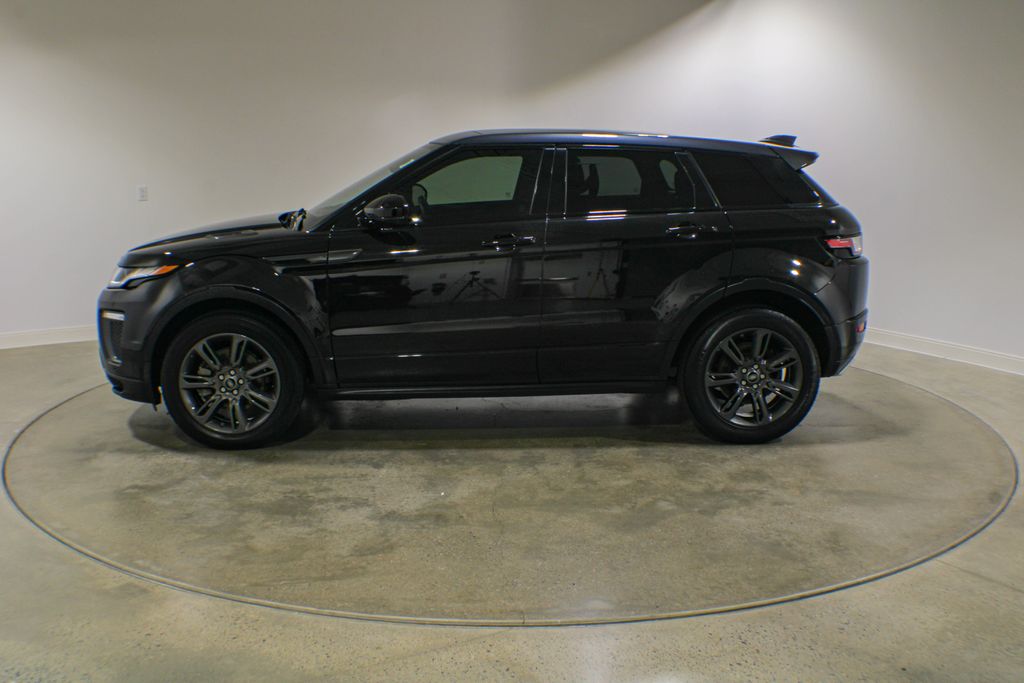 Used 2019  Land Rover Landmark Edition image 2
