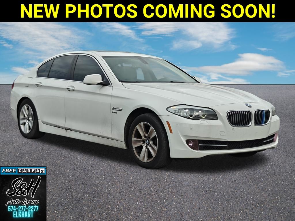 Alpine White 2012 BMW 5 Series Sedan All-Wheel Drive 8-Speed Automatic